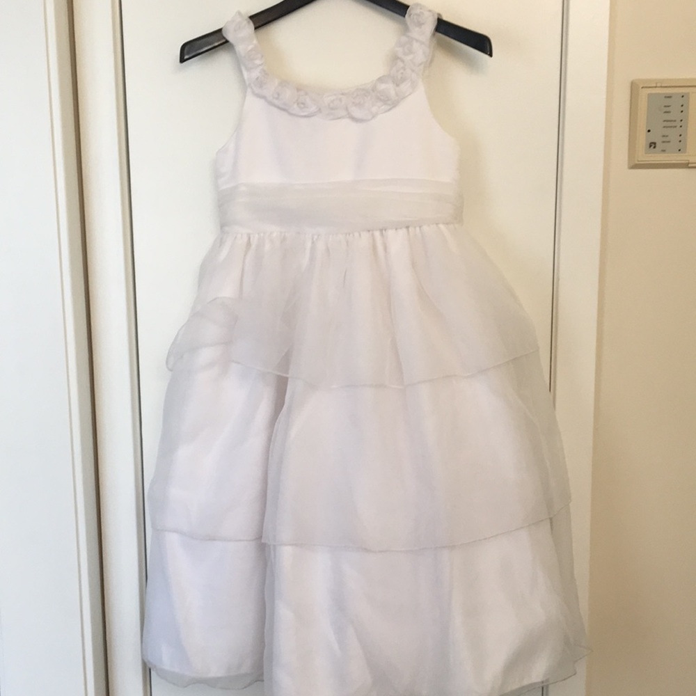 White flower girl dress